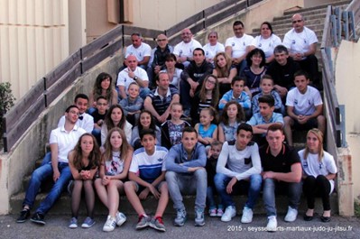 L'ensemble des stagiaires et encadrants du Seysses Arts Martiaux judo ju-jitsu et du judo club Barcarésien lors du Stage de Barcarès 2015.
