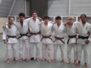 Quatre nouvelles ceintures noires